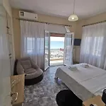 Апартаменты Greekhome Seaside